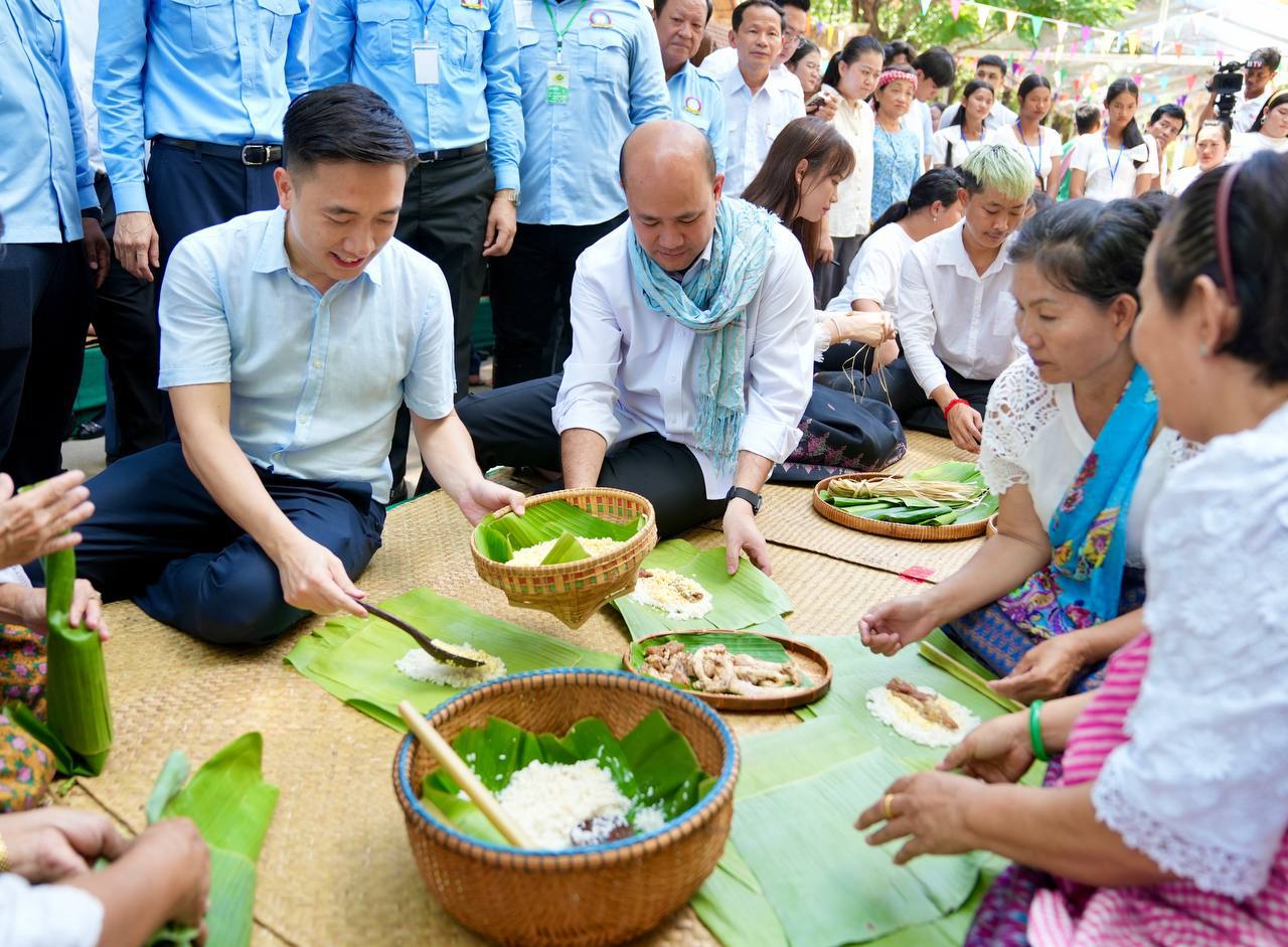 កម្មវិធី “ភ្ជុំបិណ្ឌ វេចនំជុំញាតិ” បានដើរតួជាវេទិកាមួយបន្ថែមទៀត សម្រាប់ញាតិមិត្តបងប្អូនប្រជាពលរដ្ឋខ្មែរ ជាពិសេសយុវជន បានឈ្វេងយល់ និងចូលរួមវេចនំអន្សម និងនំខ្មែរផ្សេងៗទៀត។ កម្មវិធីនេះ មិនត្រឹមតែជាការបង្កើនបរិយាយកាសនៃការជួបជុំប្រកបដោយ ស្នាមញញឹម មោទនភាព និង ក្ដីស្រលាញ់ប៉ុណ្ណោះទេ ថែមទាំងបានក្លាយជាវេទិកាសម្រាប់ចូលរួមបន្តថែរក្សាកេរដំណែលពីដូនតារបស់យើងតាមរយៈការស្វែងយល់ ប្រតិបត្តិ អភិរក្ស និងអភិវឌ្ឍ។