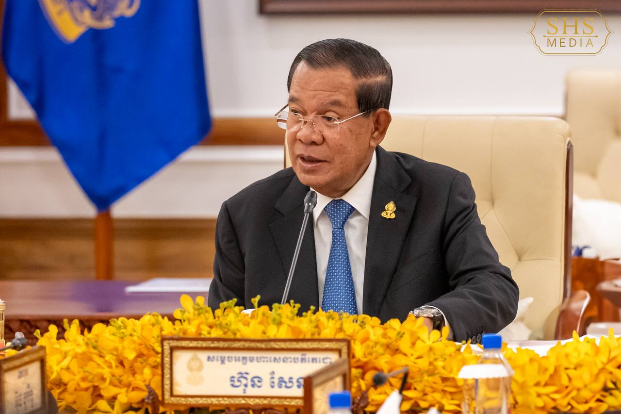សម្ដេចតេជោ ហ៊ុន សែន អញ្ជើញដឹកនាំកិច្ចប្រជុំគណៈកម្មាធិការអចិន្ត្រៃយ៍ព្រឹទ្ធសភាលើរបៀបវារៈមួយចំនួន