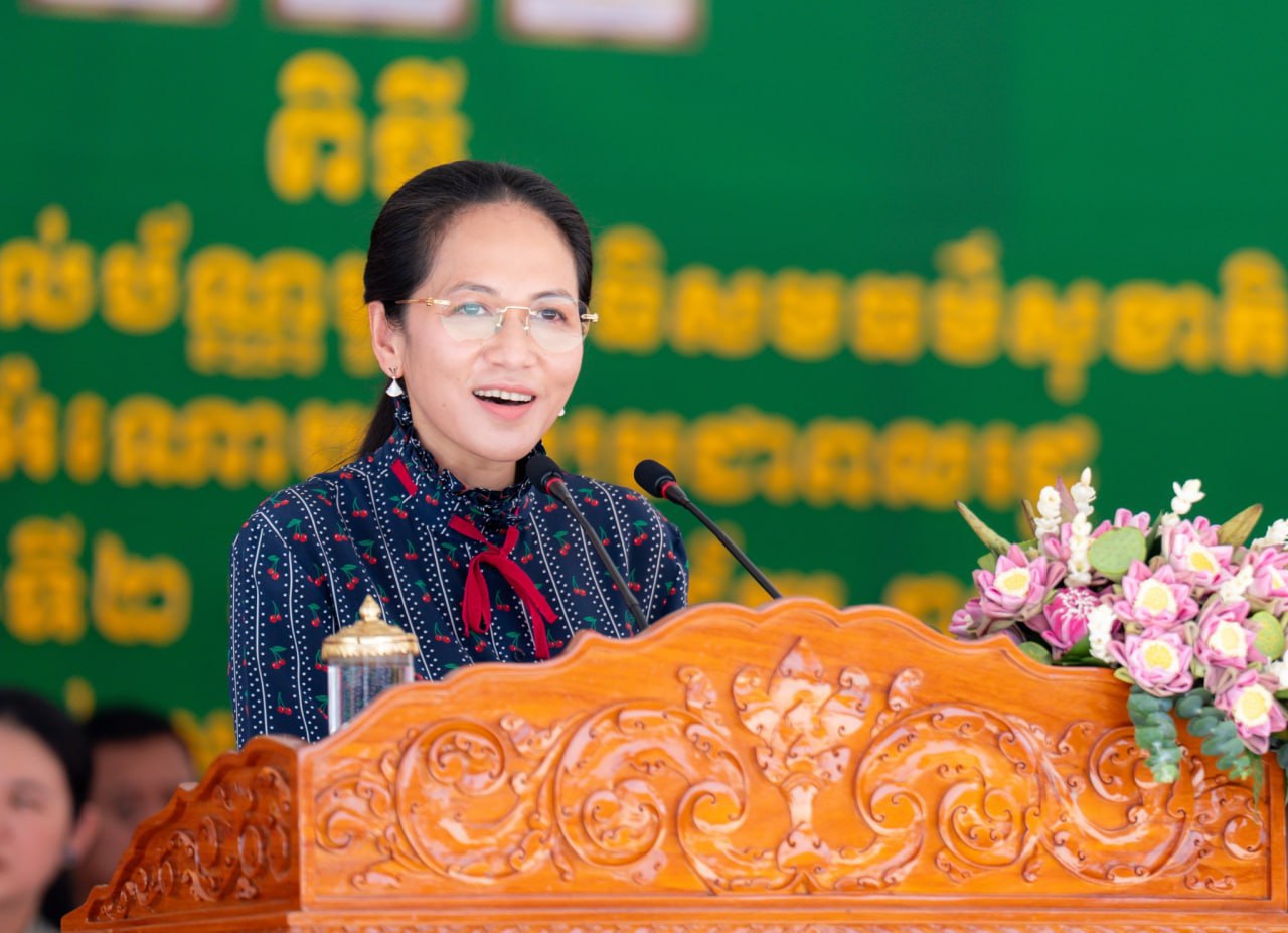 លោកជំទាវបណ្ឌិត ពេជ ចន្ទមុន្នី ហ៊ុនម៉ាណែត៖ សូមបងប្អូនប្រជា​ពល​រដ្ឋ​​ទាំង​អស់ជឿទុកចិត្តទៅលើរាជរដ្ឋាភិបាលរបស់យើងក្នុងការដោះ​ស្រាយ​បញ្ហាព្រំដែន