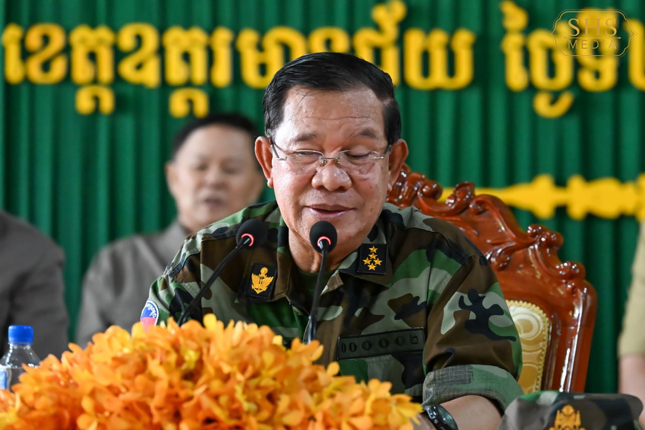 សម្ដេចតេជោ ហ៊ុន សែន ណែនាំពលរដ្ឋ ជីកលេណដ្ឋាន ដើម្បីការពារខ្លួន ហើយកុំភ្លេចការបង្កបង្កើនផល