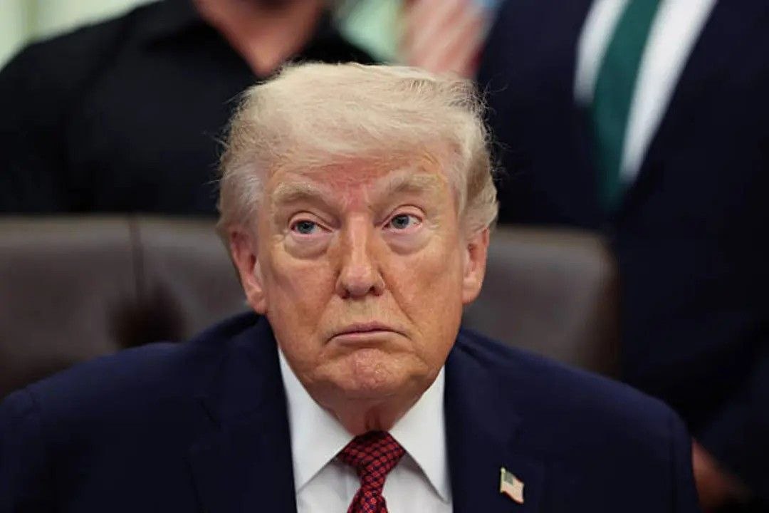 [BREAKING NEWS] លោក Trump បន្ថែមរយៈពេលបទឈប់បាញ់ដោយគ្មានពេលកំណត់ដើម្បីទុកឱកាសឱ្យអ៊ីរ៉ង់ចូលតុចរចា ខណ: បទឈប់បាញ់ត្រូវផុតកំណត់នៅថ្ងៃពុធនេះ។